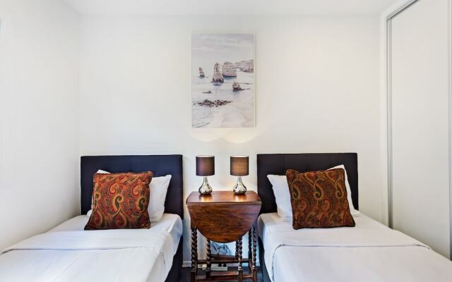 The Perfect City Pad - WiFi - Netflix