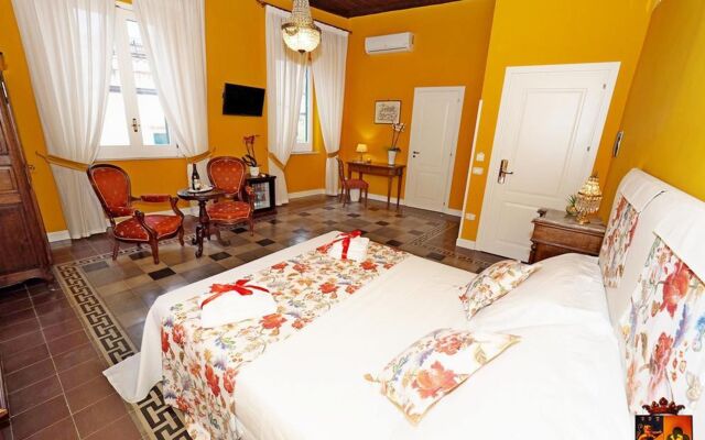 Palazzo Toraldo di Francia Residence