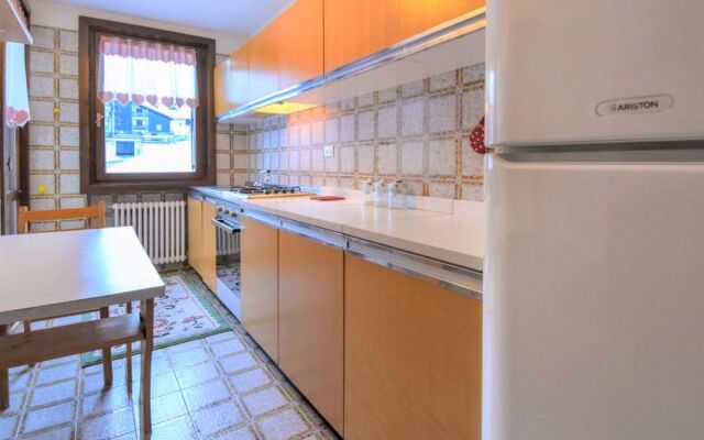 Frassan Apartment 17185