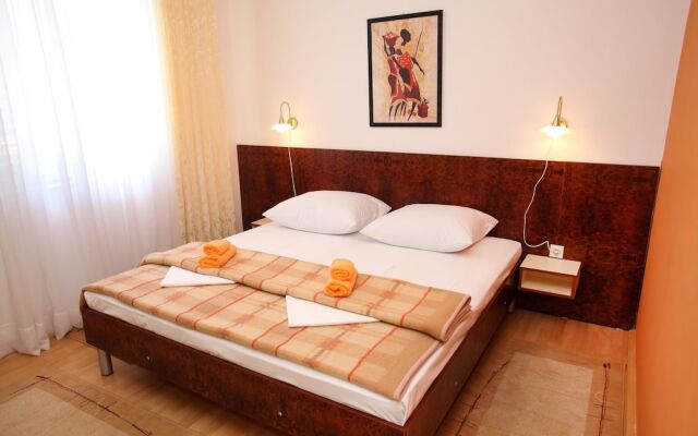 Apartment Ivan / Three Bedroom A1