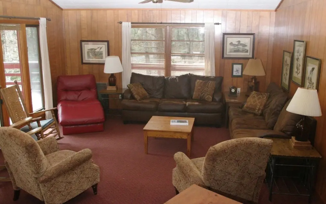 Hemlock Inn