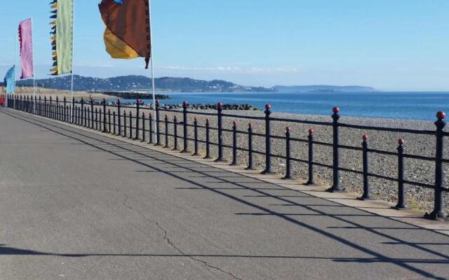 Claremount Apartments