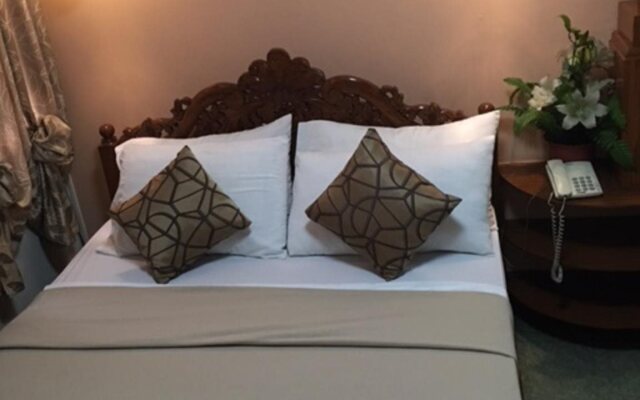 Agustina Apartments
