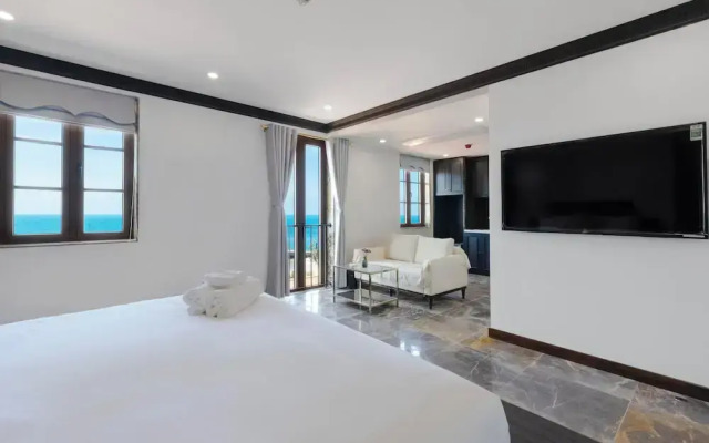 The Room Hotel Sunset Town