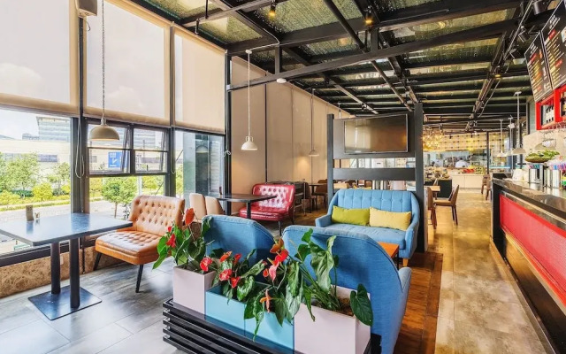 The Borrman Hotel Kunming KMG