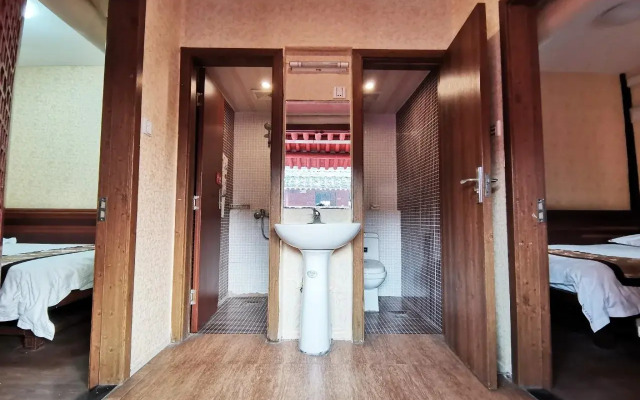 Shaoxing Luxun Native Place Youth Hostel