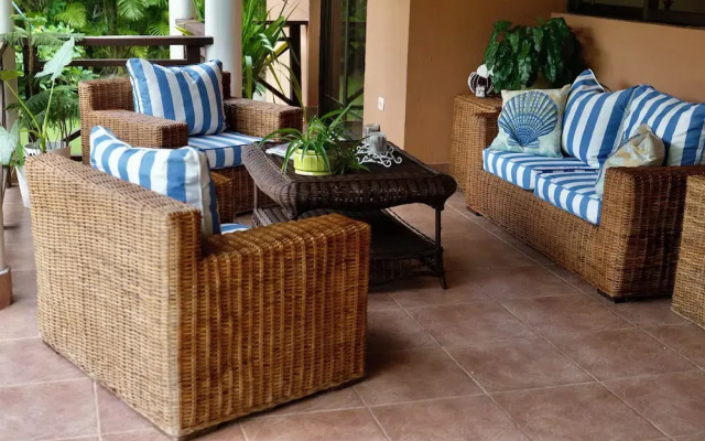 Villa Aurora Juan Dolio GuavaBerry