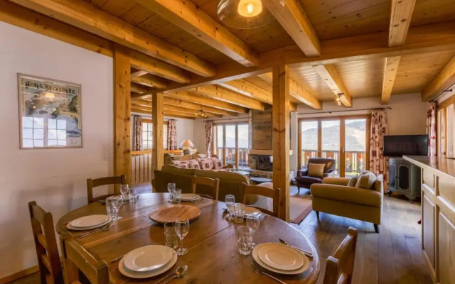 Luxury 10 pax Chalet With Incredible Views Garage