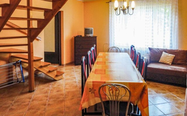 Awesome Home in Choczewo With 4 Bedrooms