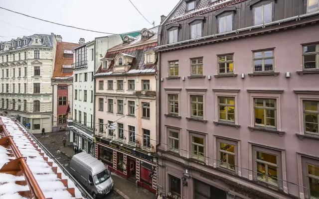 Rentapart Oldtown Apartments