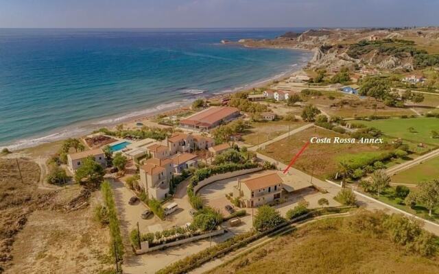 Costa Rossa Annex