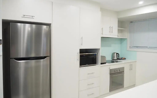 Warners Bay Apartments