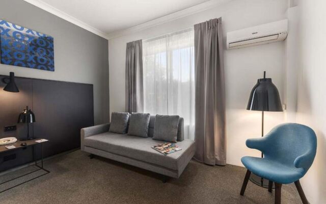 CKS Sydney Airport Hotel