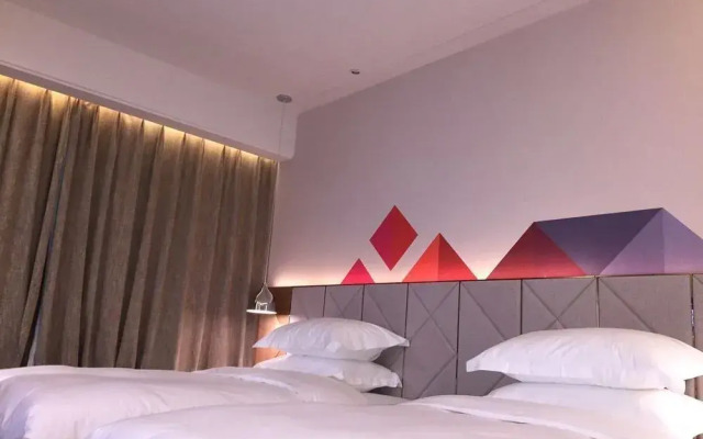 The Borrman Hotel Kunming KMG