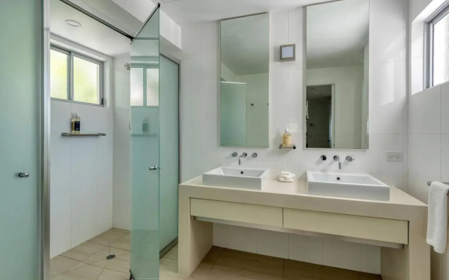 Beachfront Condo 5301 at Drift Resort