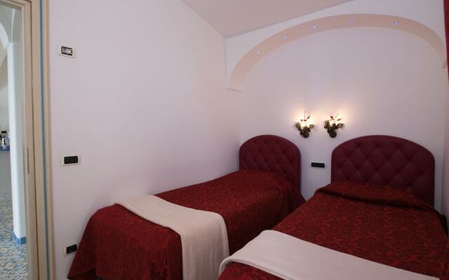 Apartment near Praia with Large Terrace & Spectacular Views