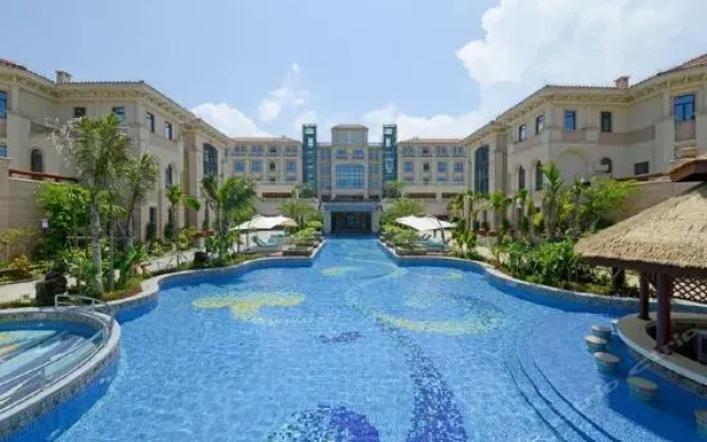 Red Bird Hotel