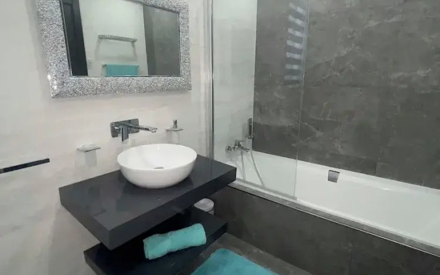 4. Sew View Luxury 2 Bedroom Apartment