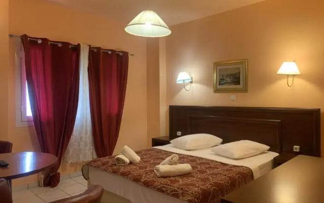 Polychrono Beach Hotel