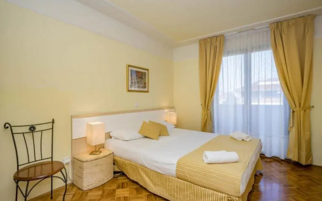 Apartments Villa Rossella 1