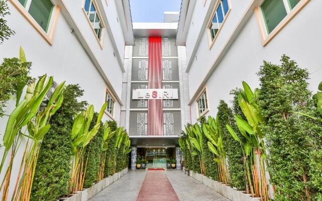 Rung Aroon Hotel By Le Siri