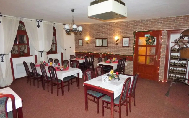 Penzion - Restaurant U Zámku