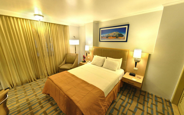 Grand Hotel Guayaquil, Ascend Hotel Collection