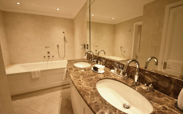 The Elvetham Hotel