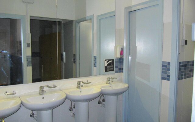 Onefam Les Corts Hostel