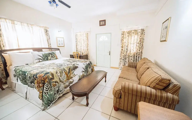 ClarenceVille Villa Apartments