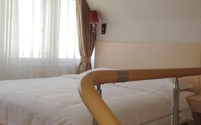Super 8 – Guest Rooms – Shanghai