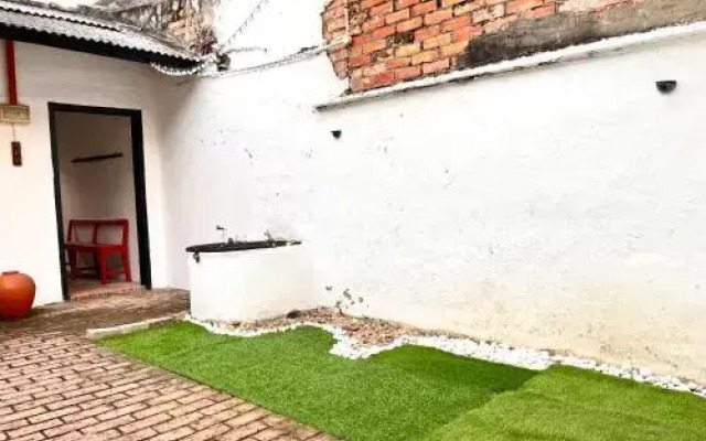 The Dutch House
