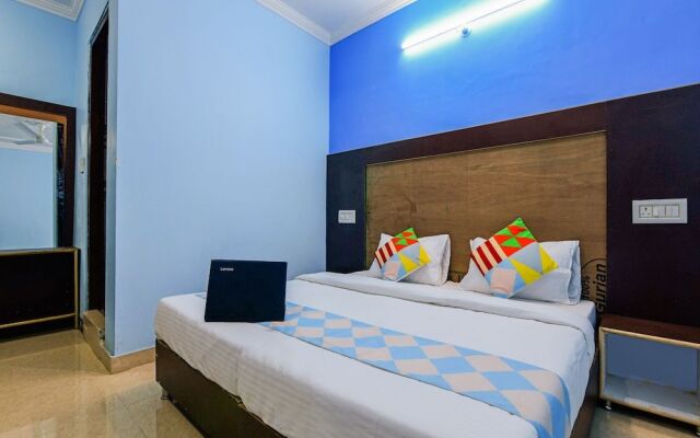 OYO 18595 Home Exotic Stay Tibetan Mini Market