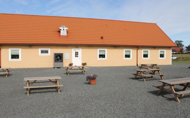 Kärraton Vandrarhem - Hostel