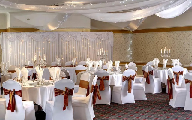 Broadfield Park Hotel