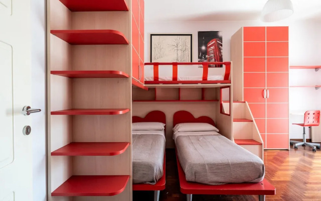 Roomy Family Apartment by Wonderful Italy