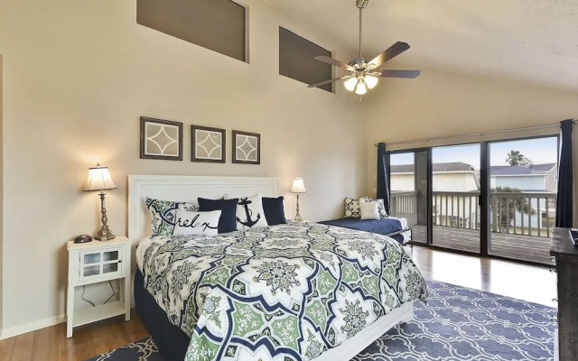 All Decked Out by Ryson Vacation Rentals