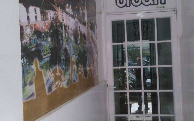 Hostal Urban Inn - Hostel