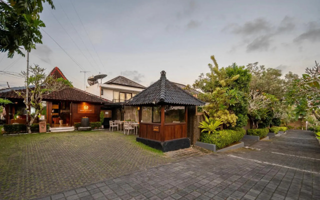 Royal Nyanyi Villa