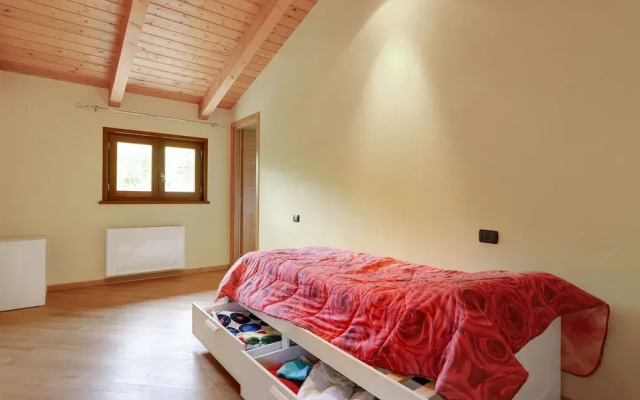 Mountain-view Holiday Home in Cusano Mutri With Private Garden