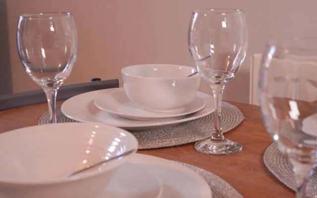 Lovely Entire Apartment Central