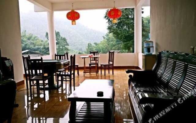 Lv Zhu Yuan Inn