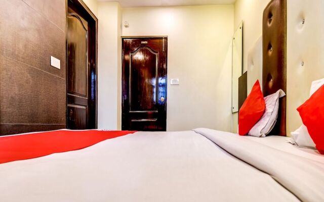 OYO 2064 Hotel The Spot