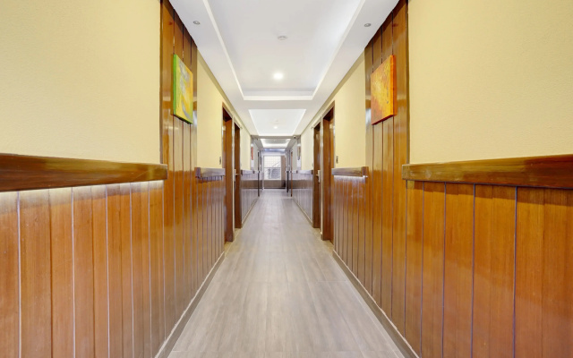 R D Suites A Business Hotel