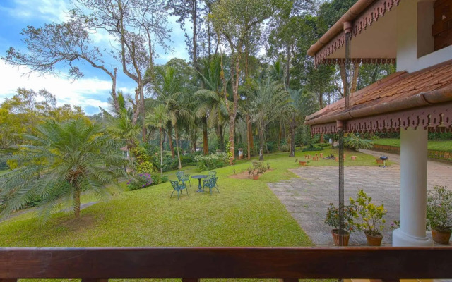 StayVista at Crystal Homestay