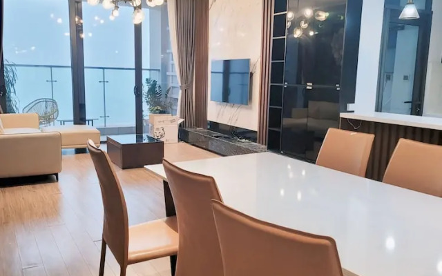 Feria Home - Vinhomes Metropolis Lieu Giai