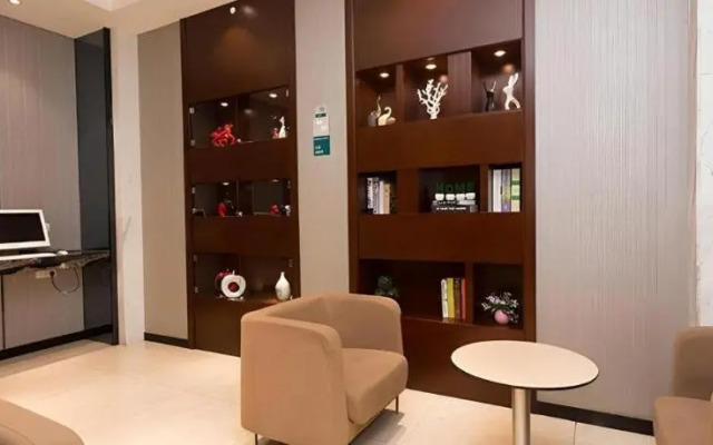 City Comfort Inn Xiangyang Gucheng Railway Station