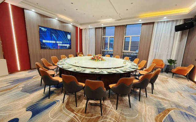 Yinchuan West Bank Garden Hotel