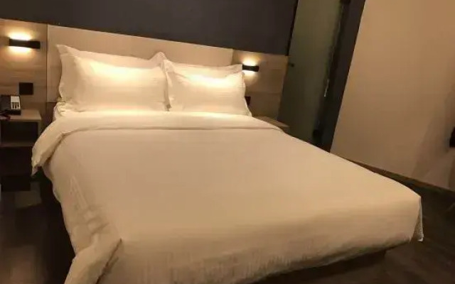 Hanting Youjia Hotel (Taiyuan Guomao)