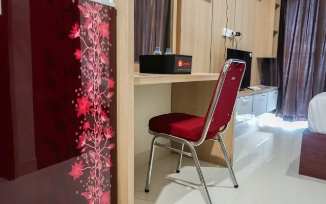 Peaceful Studio Apartment At Puri Mansion